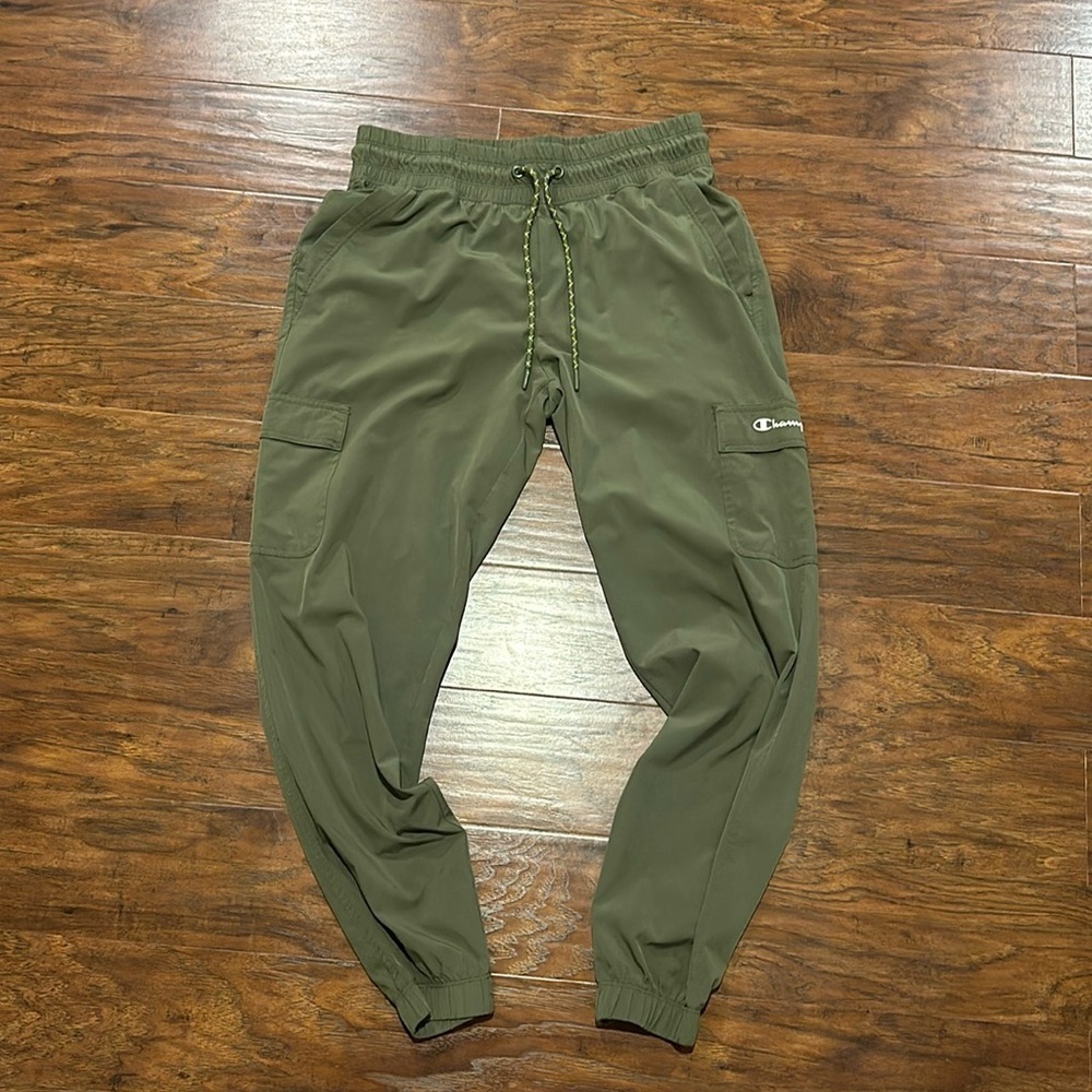 champion size medium drawstring cargo pants